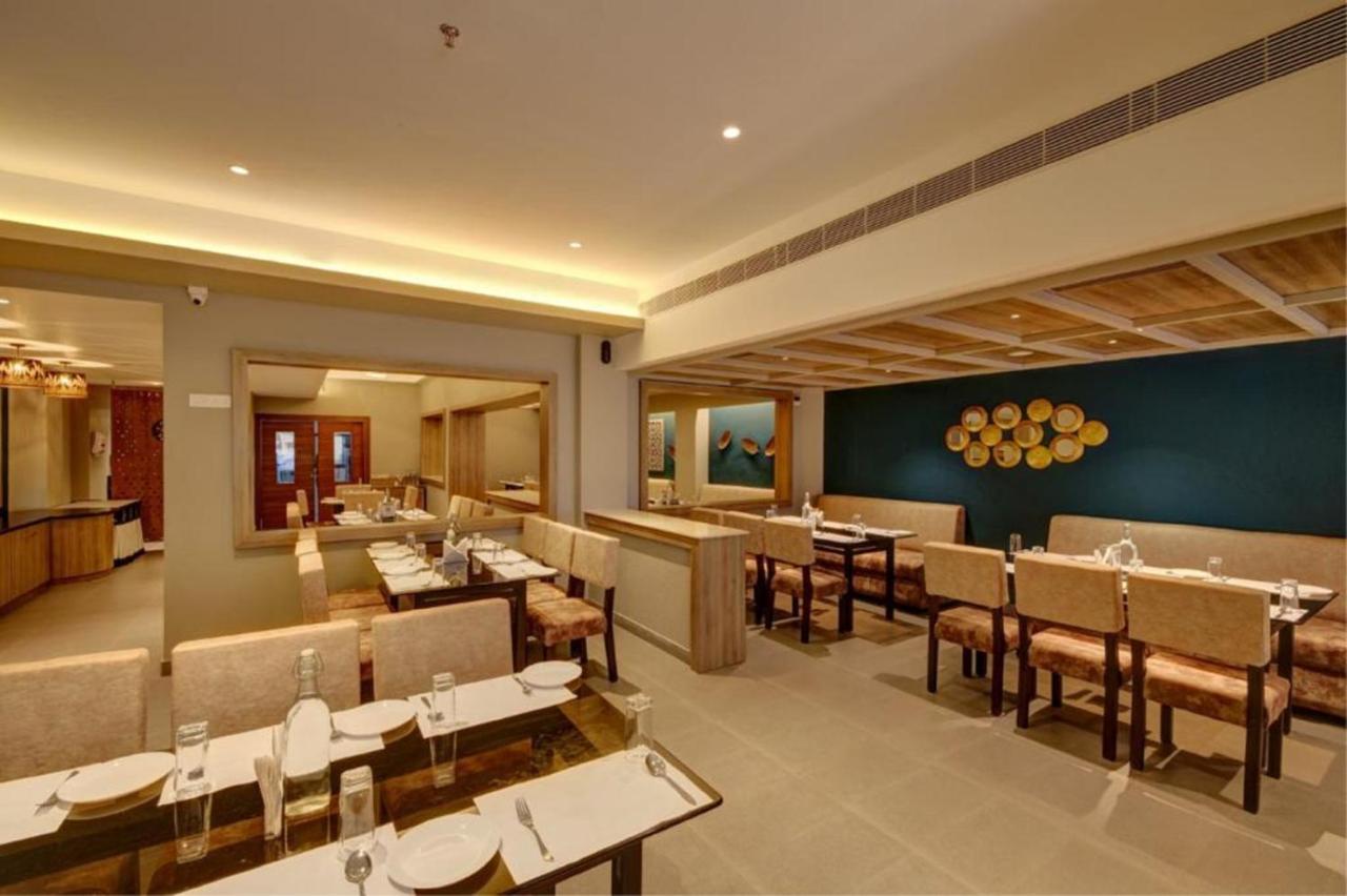 ไอเอ็มเอ เฮาส์ Hotel Kochi ภายนอก รูปภาพ