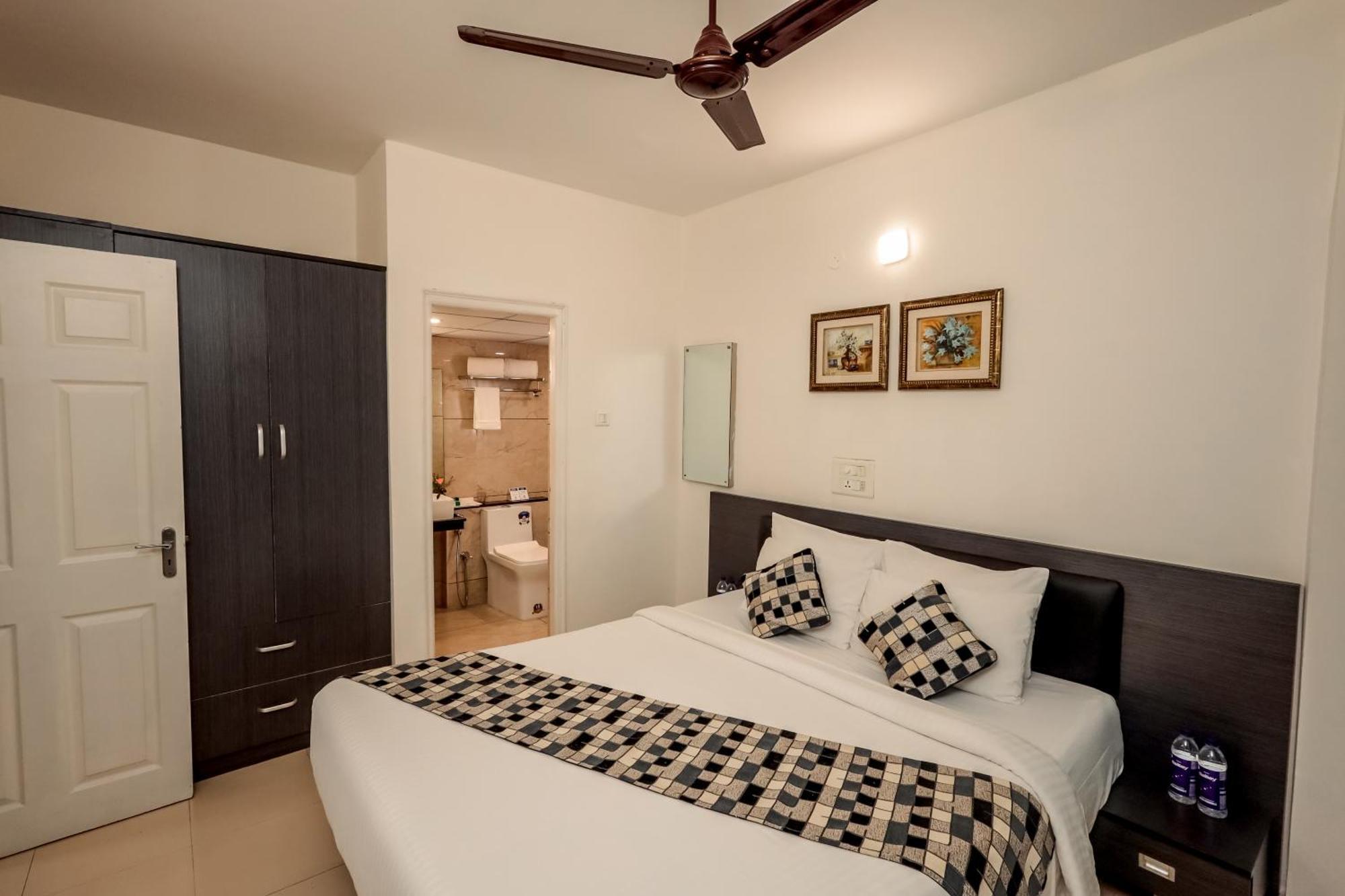 ไอเอ็มเอ เฮาส์ Hotel Kochi ภายนอก รูปภาพ