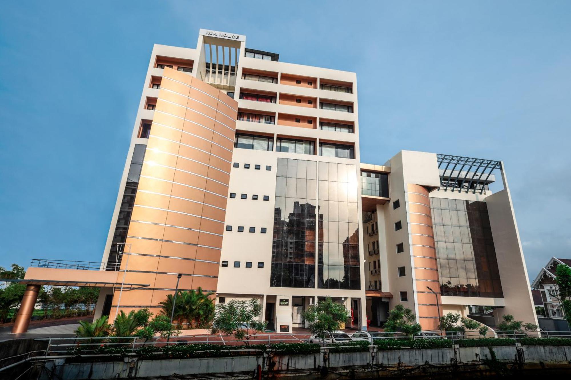 ไอเอ็มเอ เฮาส์ Hotel Kochi ภายนอก รูปภาพ