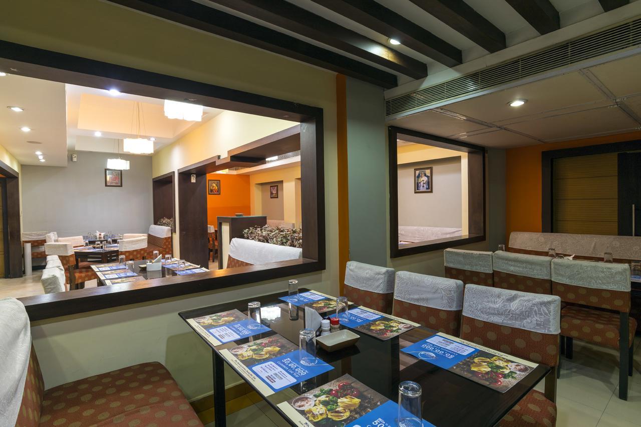 ไอเอ็มเอ เฮาส์ Hotel Kochi ภายนอก รูปภาพ