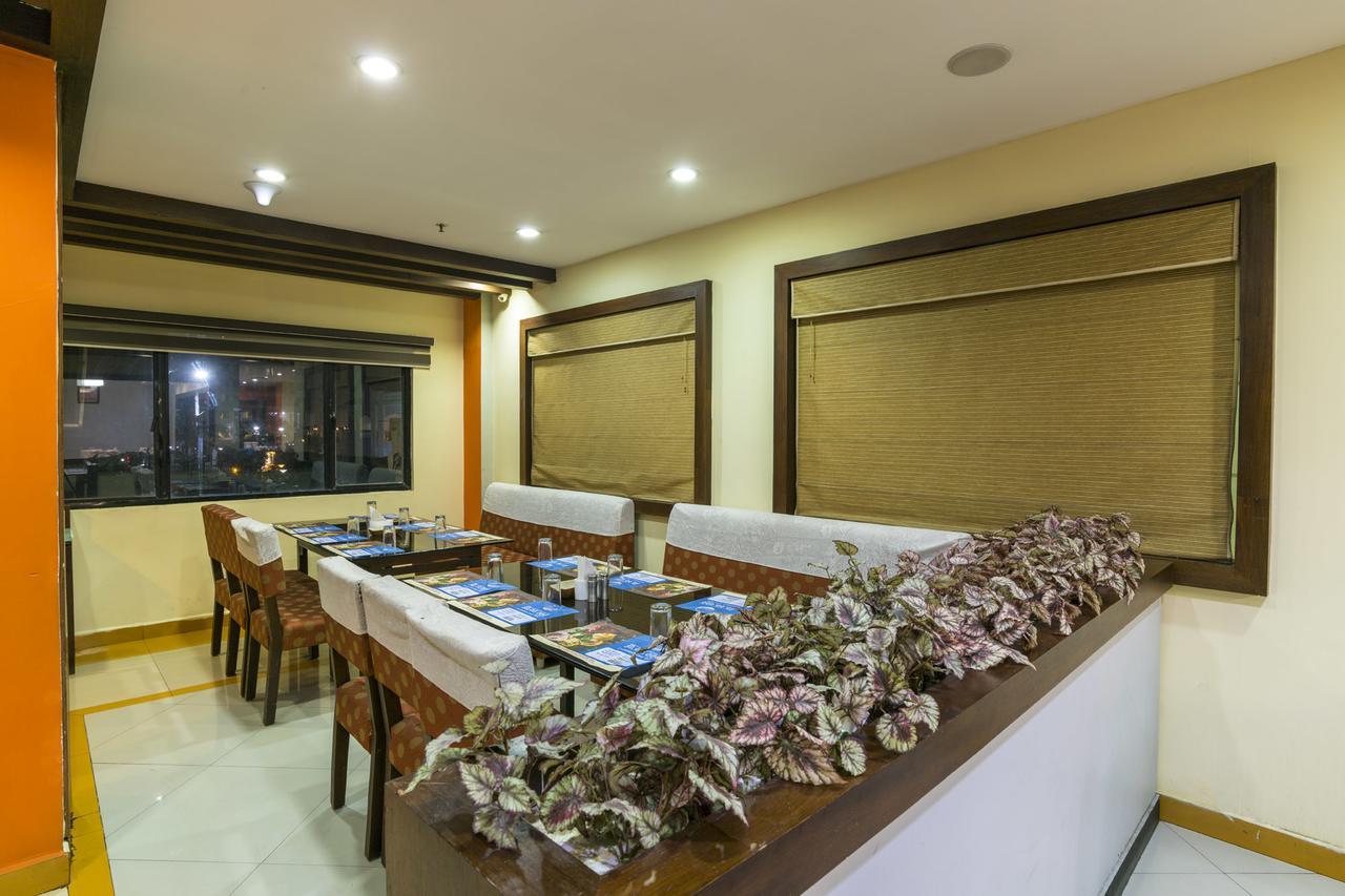 ไอเอ็มเอ เฮาส์ Hotel Kochi ภายนอก รูปภาพ
